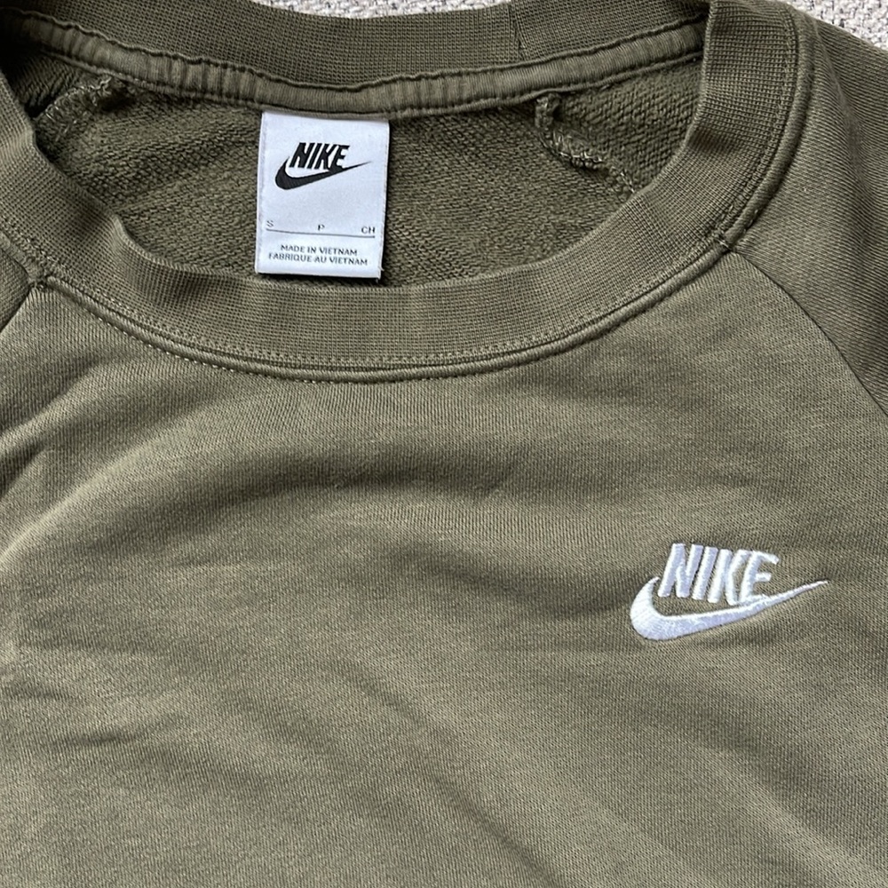 Cropped Nike one pullover - Picture 2 of 3
